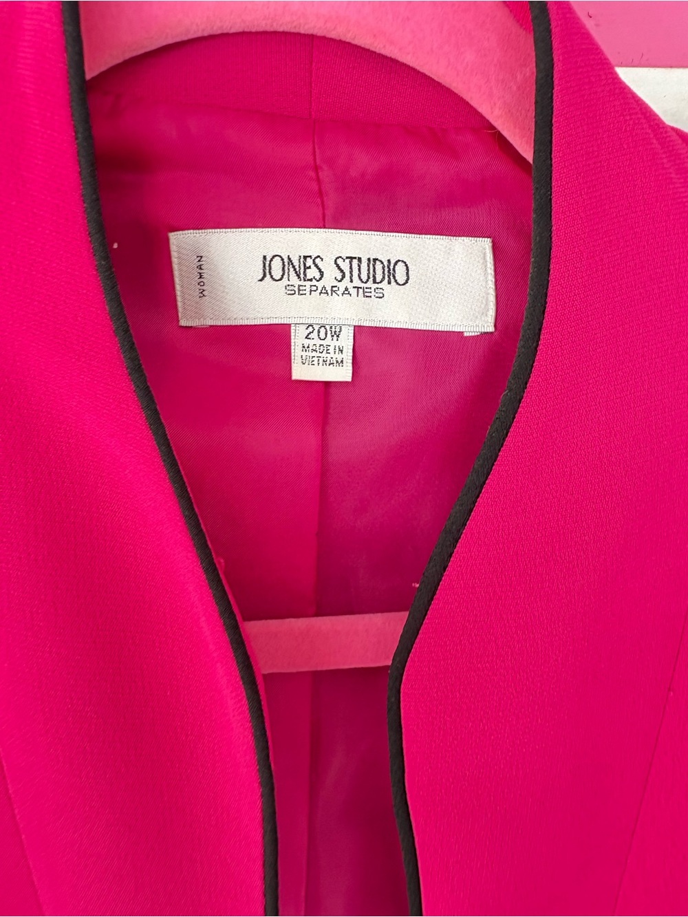 Jones Studio Women's Bright Fuchsia Single-Button Blazer - Picture 2 of 4